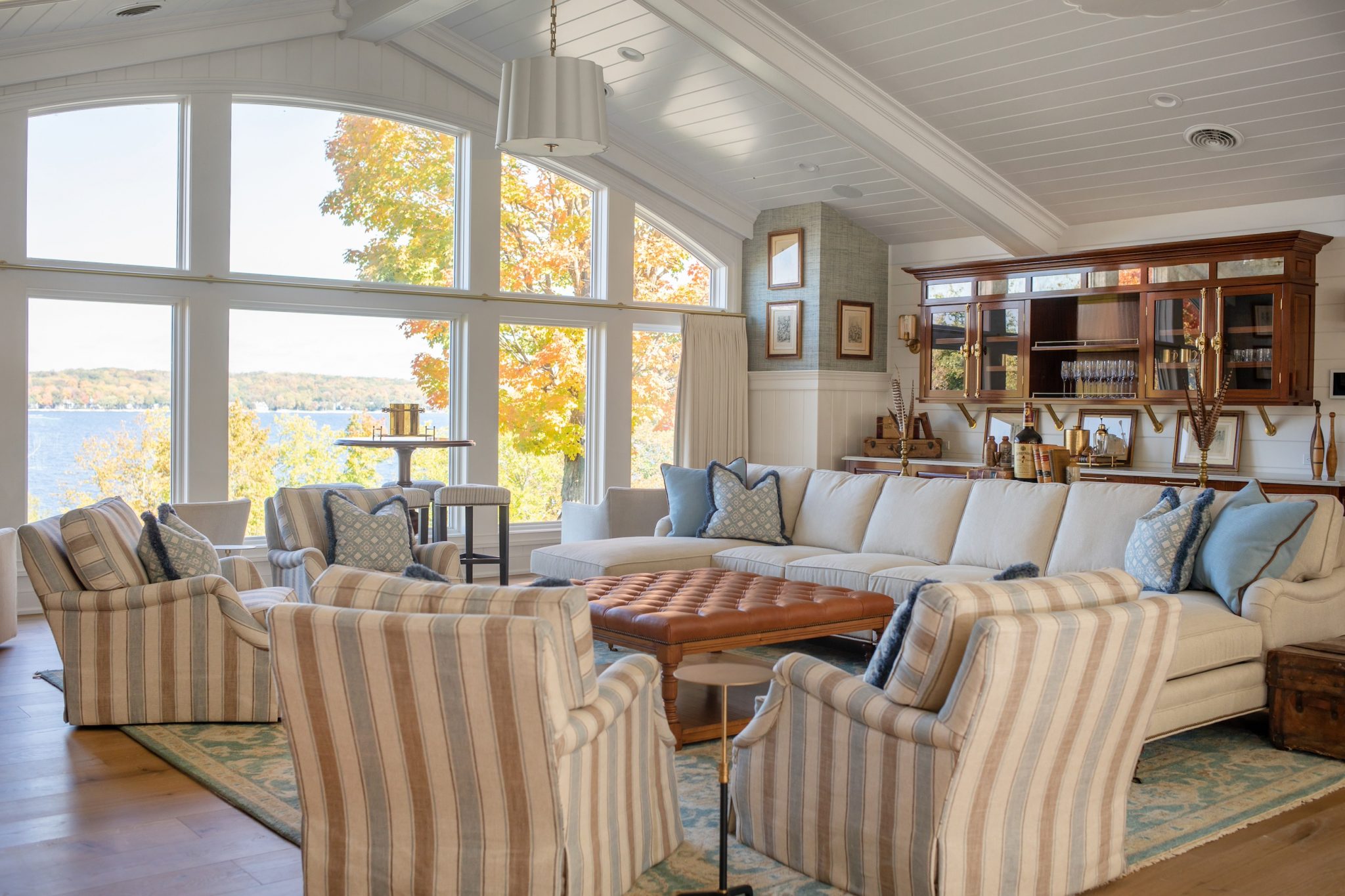 A Stunning Showpiece on Geneva Lake - Lakeshore Living